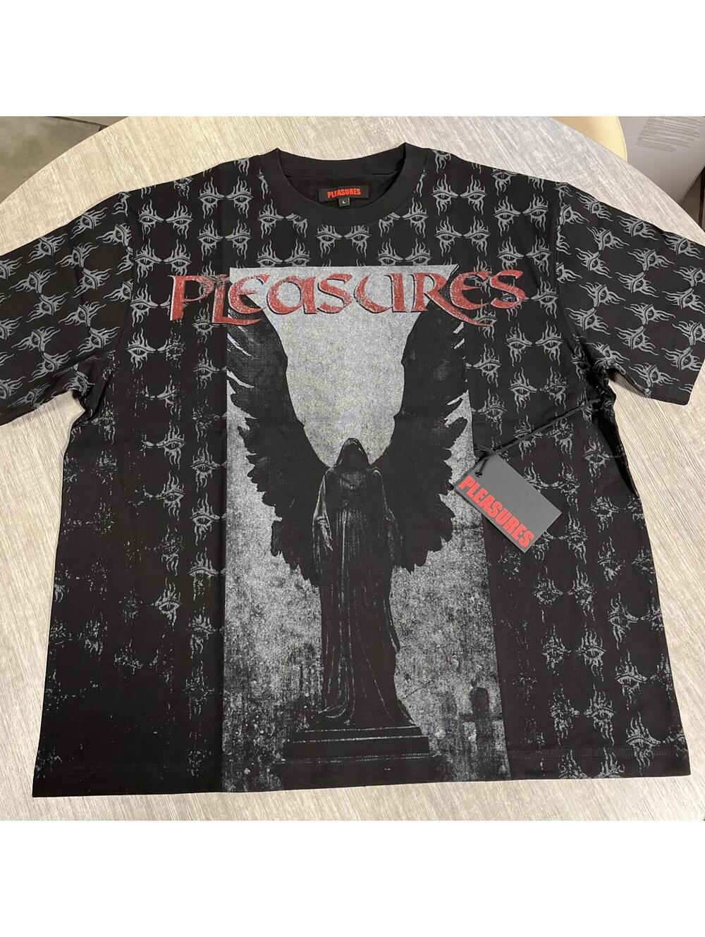 NEW PLEASURES MENS JUDGEMENT T SHIRT SIZE L NWT 100% AUTHENTIC RARE